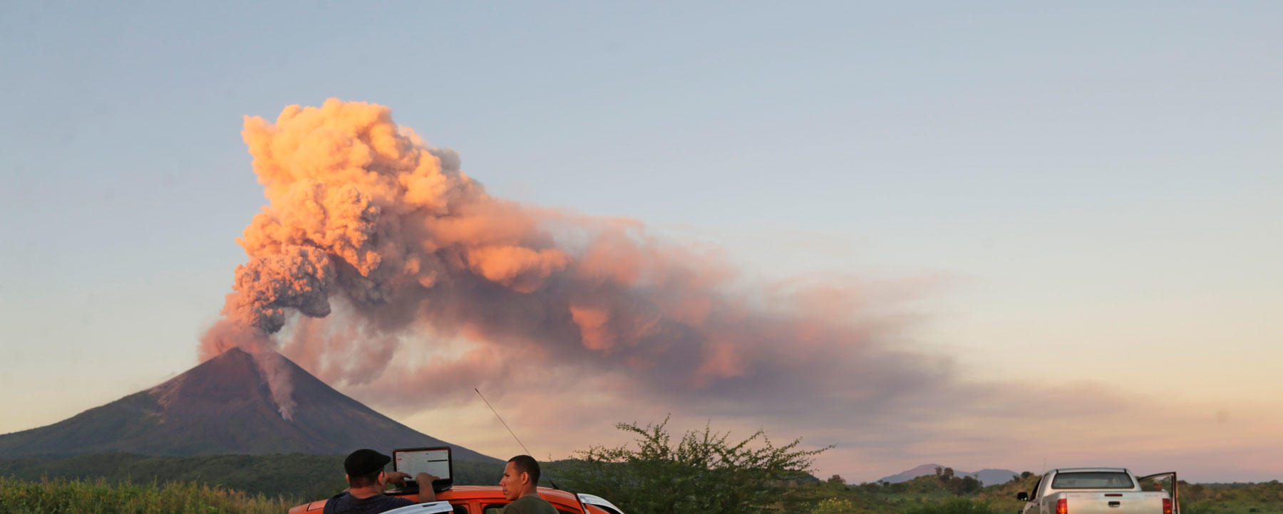 Nicaraguas Largest Volcano Erupts For The First Time In A Century