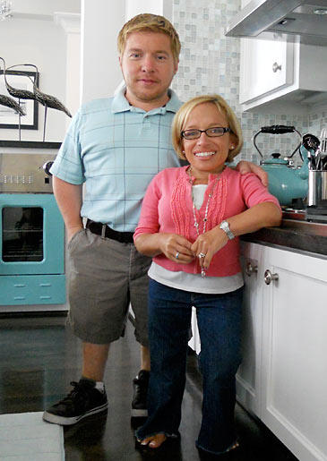 They may be TLC's Little Couple, but Bill and Jen Arnold have a big amount of love between them!