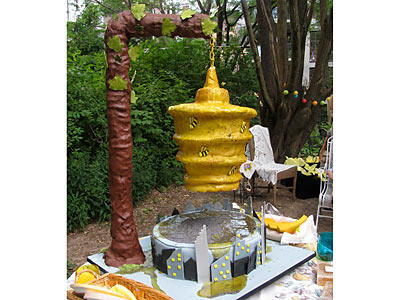 Honeybee Cake