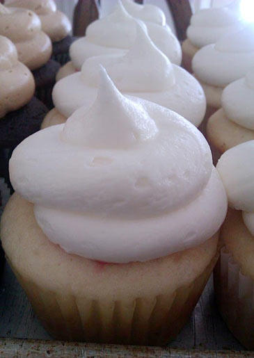 Oh yum!!! These look great! Love the swirl on top!! xoxo Katherine & Sophie