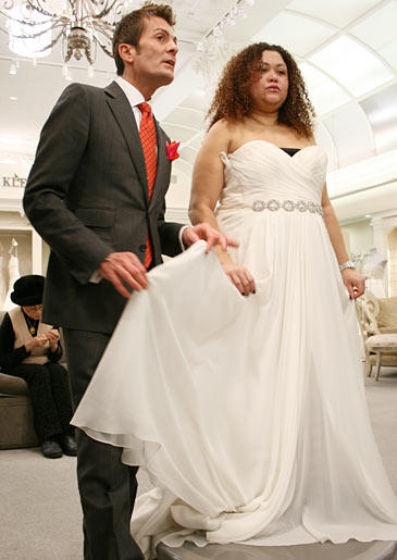 Know your silhouette. Trying on the wrong silhouette can cause any bride to be discouraged. A dress in a magazine looks different on a model, so go with what is figure-flattering on you.