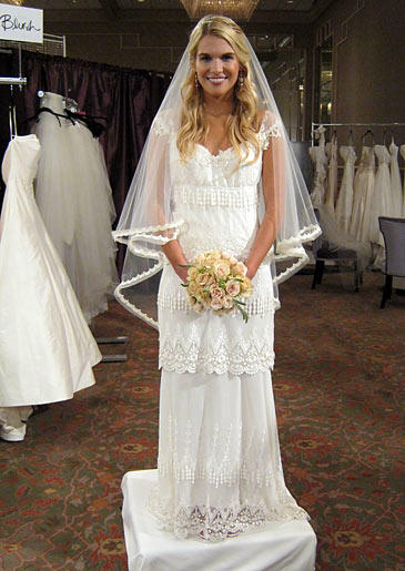Cap sleeves on this layered sheath make this look completely original and bohemian chic.