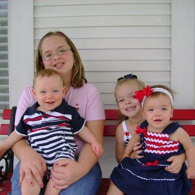Happy 4th Of July from Melanie, Kayla, Grant & Gracie!
