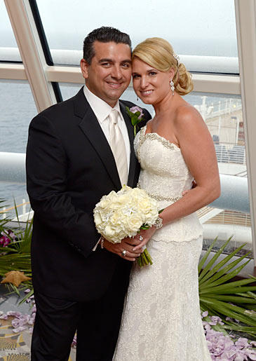 Buddy and Lisa renew their vows in a special episode of Cake Boss!