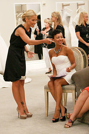 Comora Roberston and guest consultant Kelly Ripa