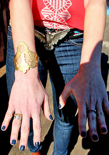 Bracelet: