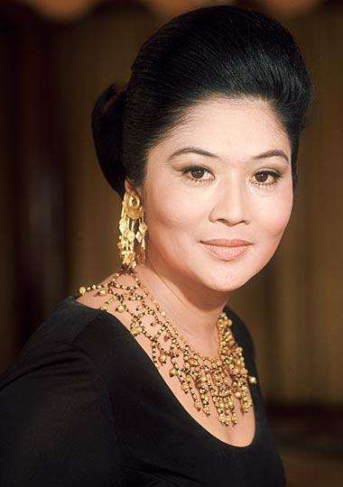 IMELDA MARCOS