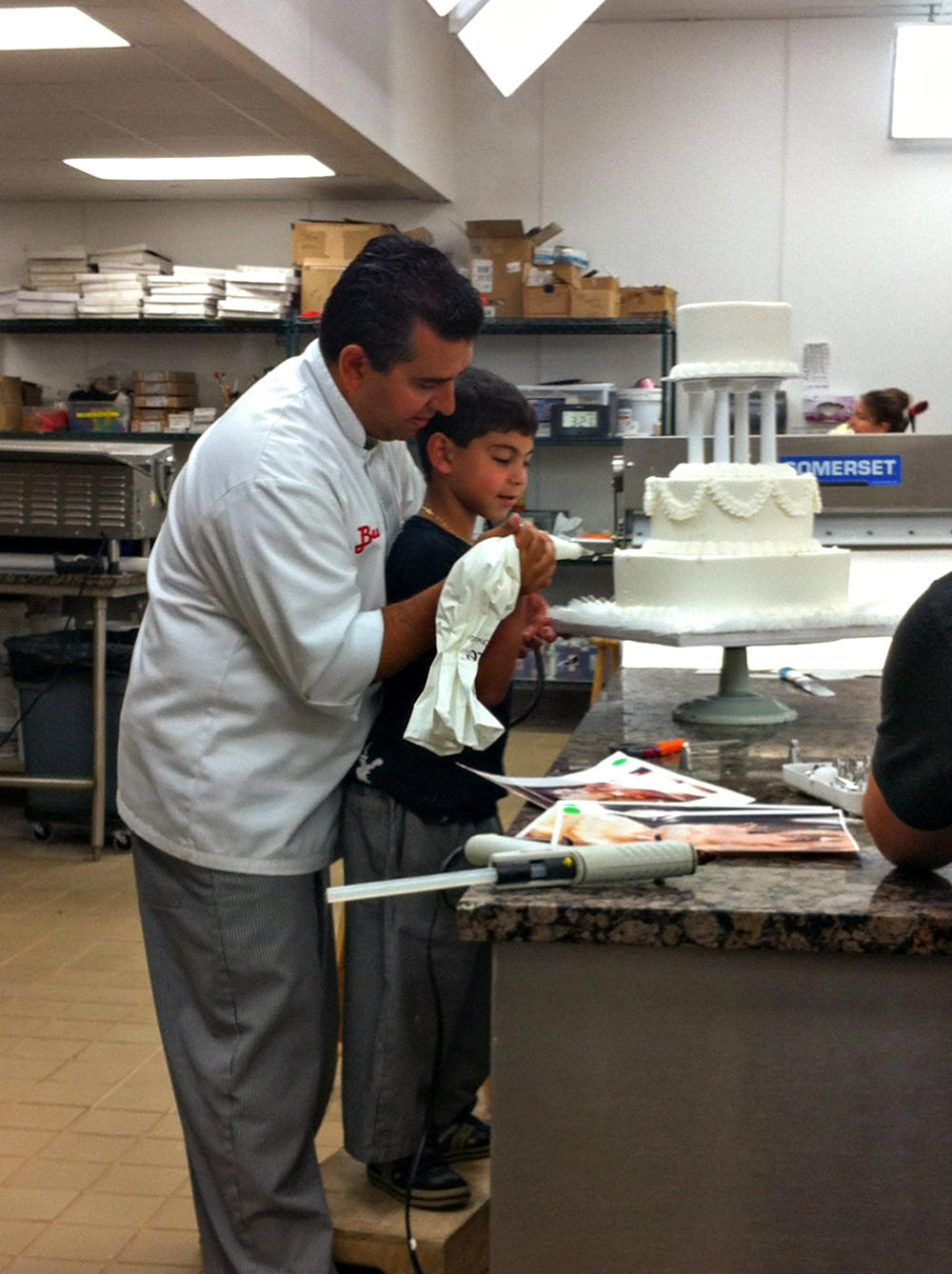 cake-boss-list-buddy-buddyjr-1000