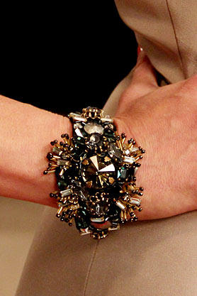 stacys-closet-907-reveal-bracelet