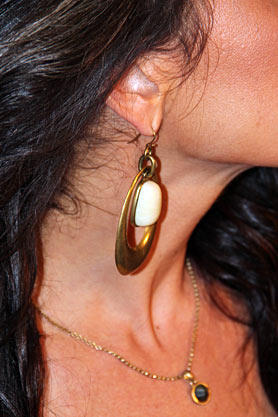 stacys-closet-909-jodi-hit-earrings