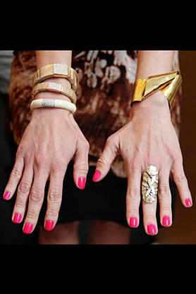 stacys-closet-909-jodi-studio-1-accessories