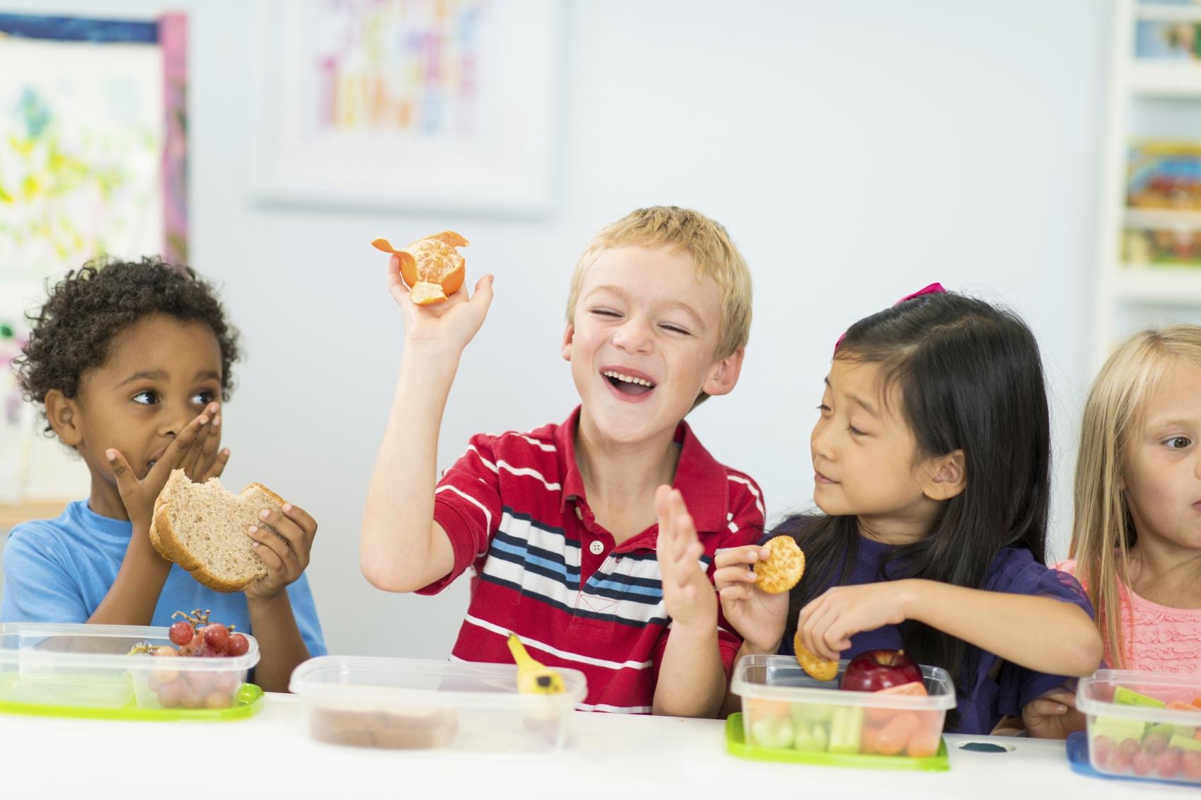 5-ways-to-help-your-kids-choose-healthy-snacks-tlcme-tlc