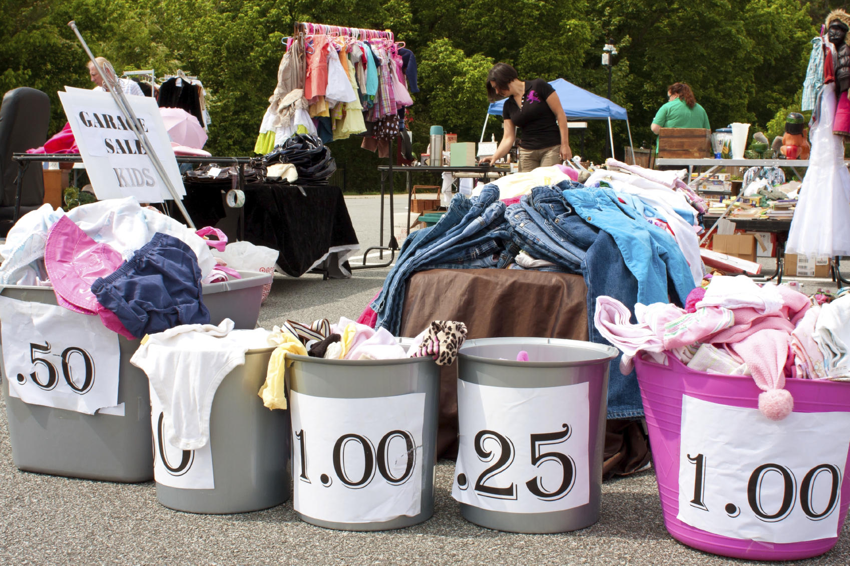 Tupperware Garage Sale