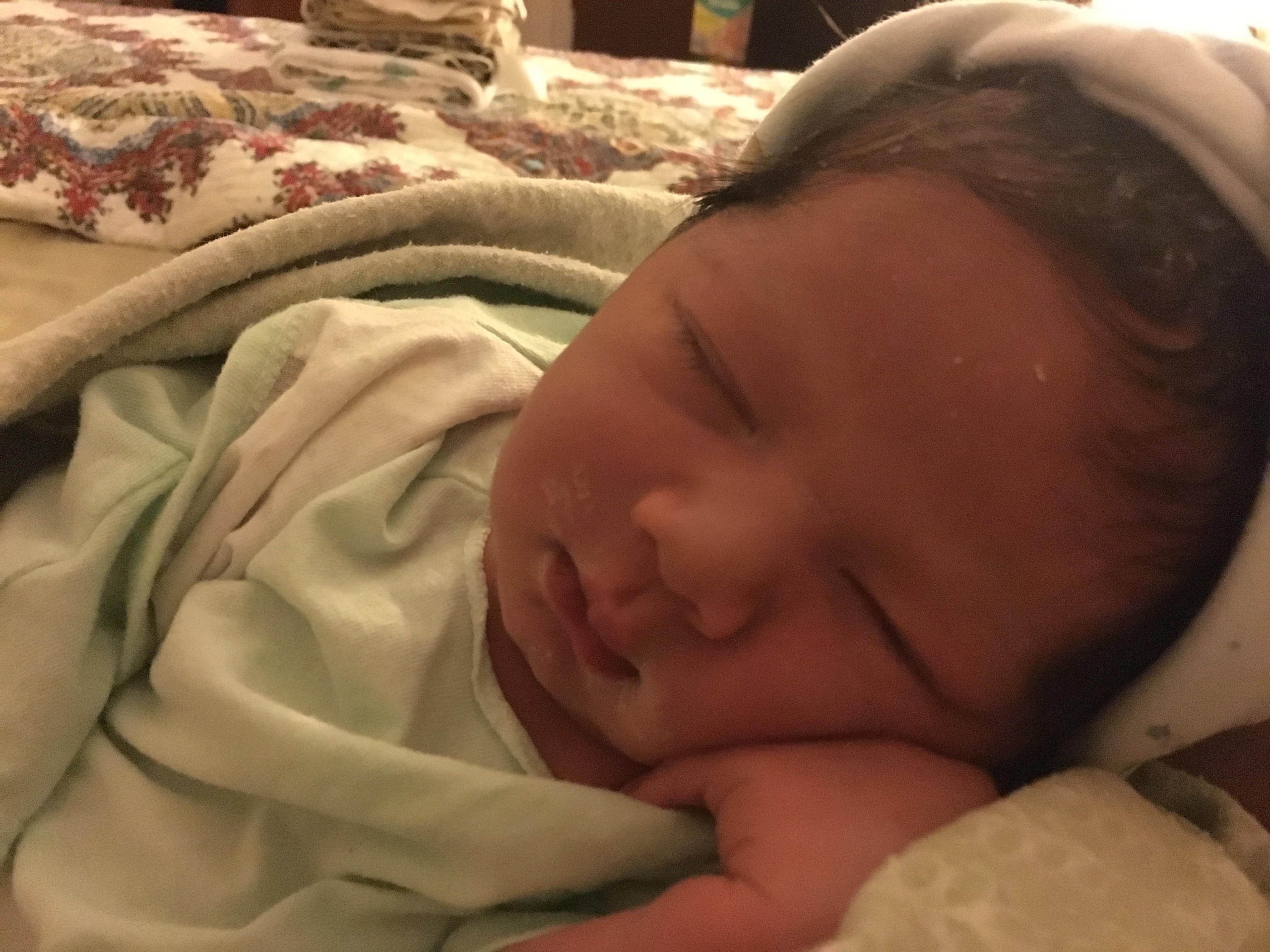 Meet the Baby Born on Facebook During TLCme’s “A Baby Story Live