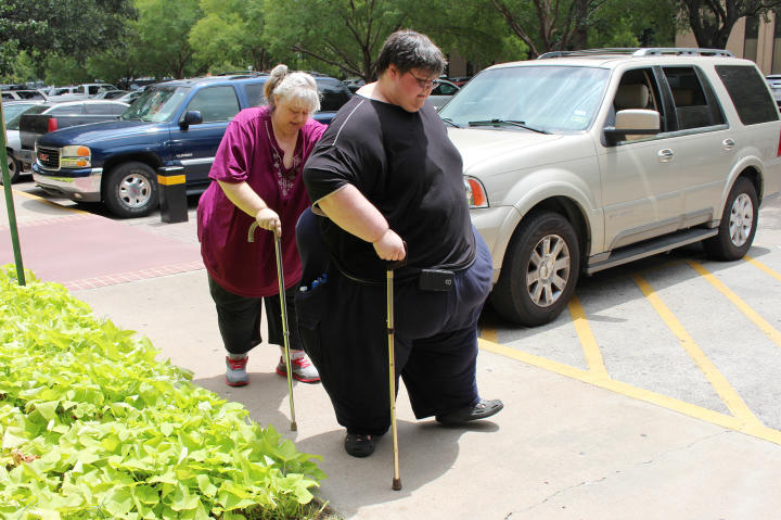 my-600-lb-life-305-joe-03