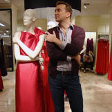 Clinton finds this mannequin's stance very attractive!