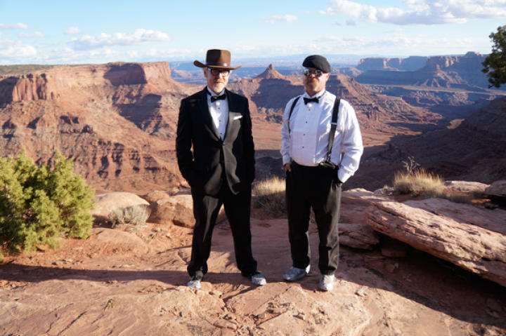 Because Adam has lost weight—20 pounds!—in the last year, finding a tux that fit him (especially considering that the original suit that the producers ordered was one-size-fits-all) took some time.