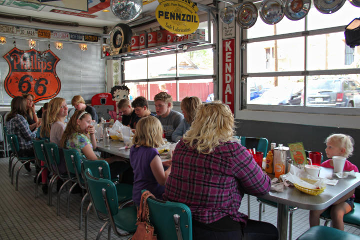 Family dining takes on a whole new meaning when the Browns go out to eat.