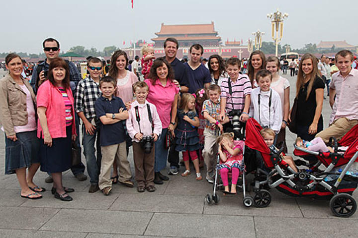 The Duggars continue their Asian tour in China.