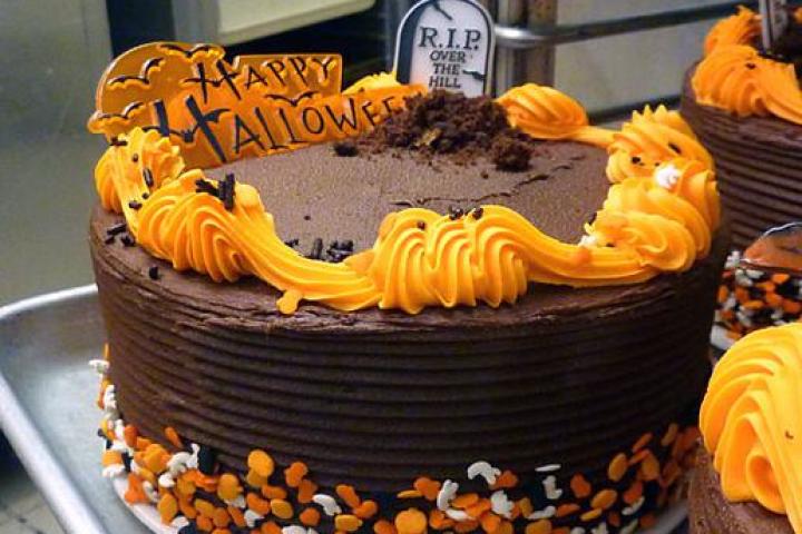 Buddy's Halloween Cakes