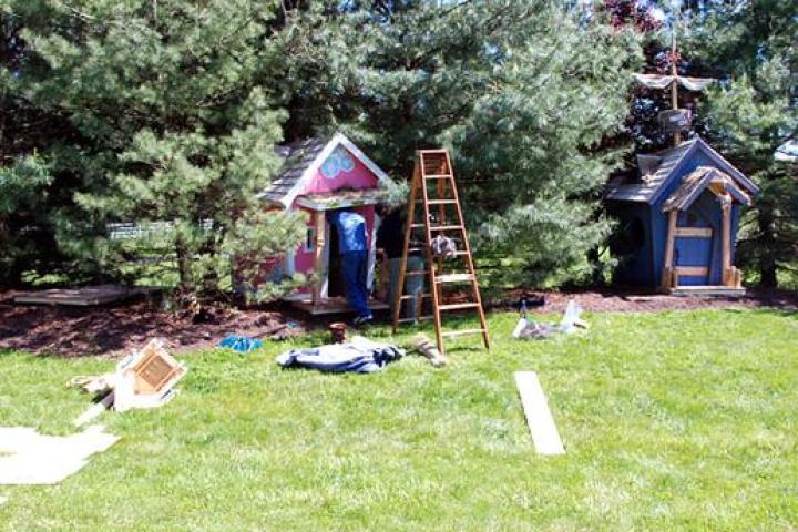 Gosselin Playhouses
