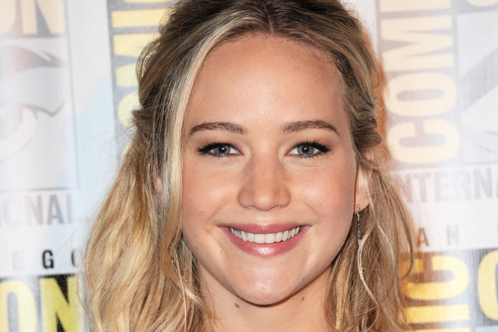celeb-makeovers-2015-jennifer-lawrence-before
