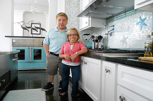 Bill and Jen in their new kitchen!