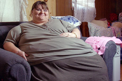 650-lb Melissa begins her seven-year journey to lose weight.