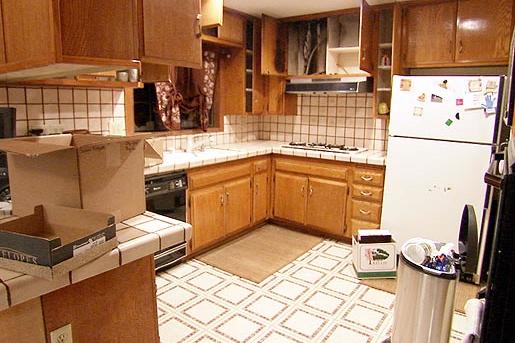 Kitchen: Before