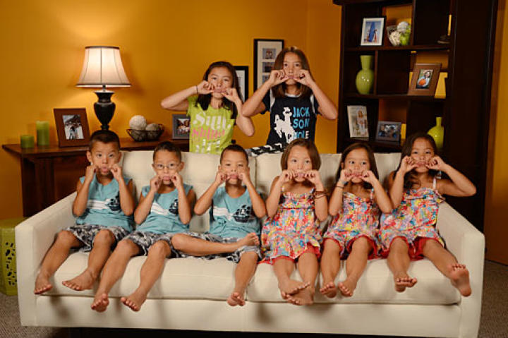 One this, the last day on the couch the kids can think of nothing better to do then make faces!