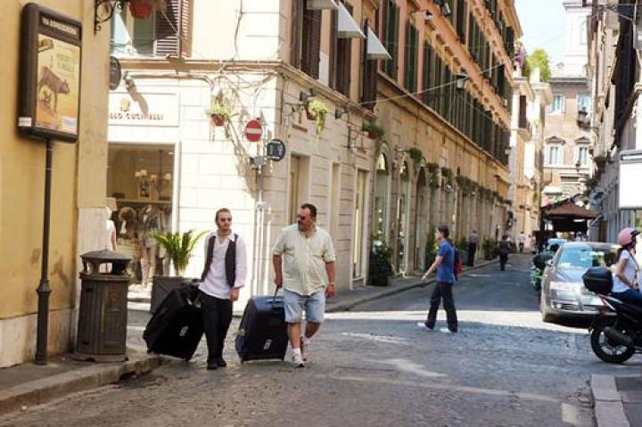 Ralph and Danny join the family in Rome.