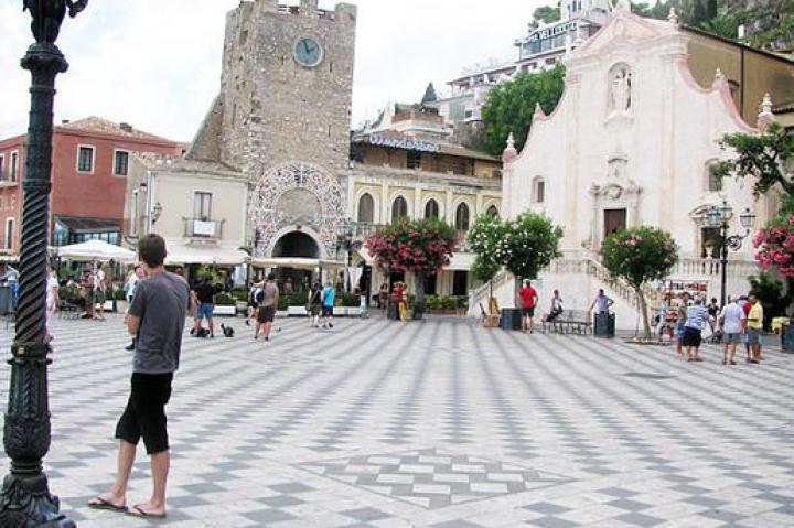 A shopping area in Sicily.