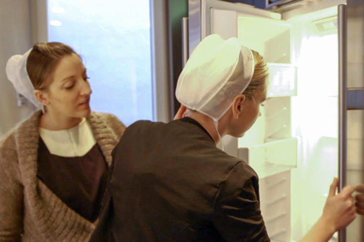 Iva's pretty unhappy when she's forced to leave her container of lard behind at the airport. She is cheered by the spacious, well-equipped kitchen she finds in LA. Her earliest impressions of Matt are that he talks too much and has too many rules. About his ten coMattments, she remarks, "I feel like my bishop came along."