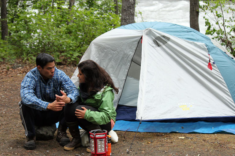 Henry explains to Sabina why he loves Miami and does not like the wilderness.