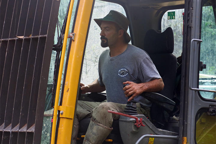 Dave working on the cut.