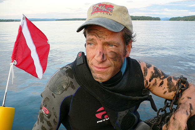 Buoy Cleaner (2008)