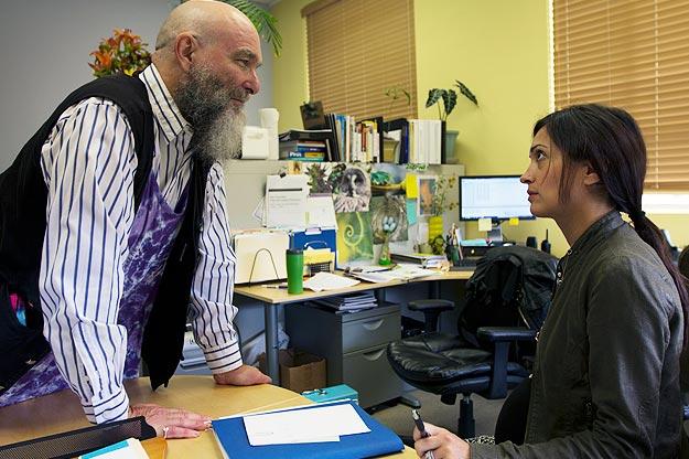 "Dress" speaks with Nayir Munoz, another Harborside General Manager and the daughter of Steve's fiancé Yoli.