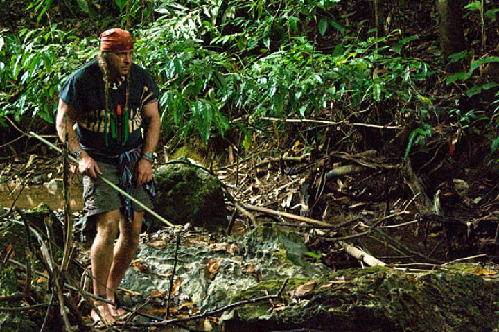 Cody tries hunting with a blowgun made from a bamboo stalk. Since there were no resources to make really effective darts, this weapon could only be used on thin-skinned prey at close range.