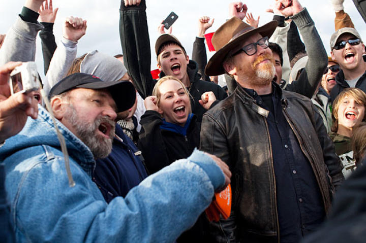 Adam Savage works up the Punkin Chunkin crowd.