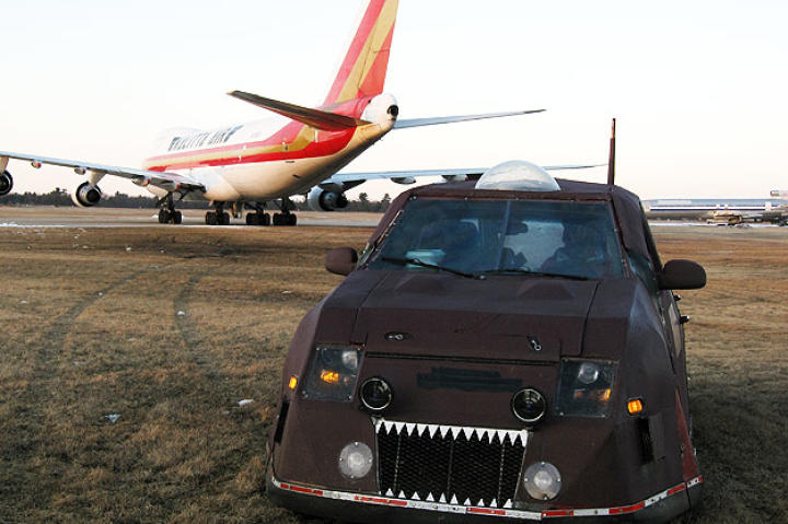 Behold Reed Timmer's Dominator. Adam Savage and Jamie Hyneman put the Storm Chasers staple to the test with a tornado substitute: the thrust blasted from a 747 at full throttle.