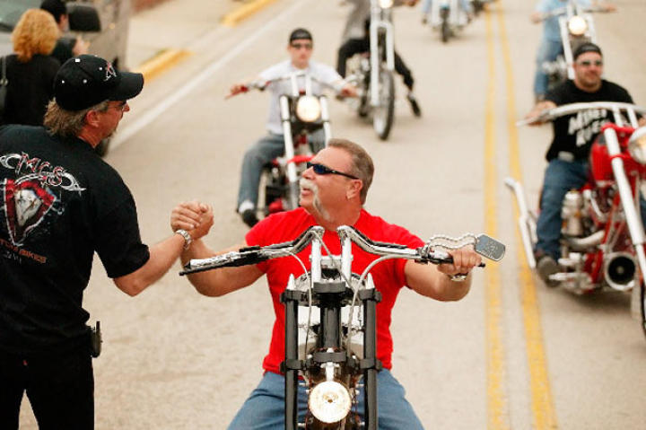 Senior (with Cody Connelly and Vinnie Martino in the background) takes to the streets of Florida during Daytona Bike Week in 2004.