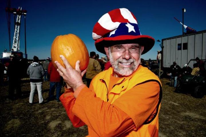 Uncle Sam loves punkins!