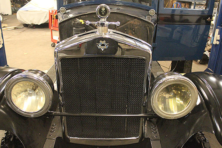 Front grill of 1926 Velie before renovations begin.