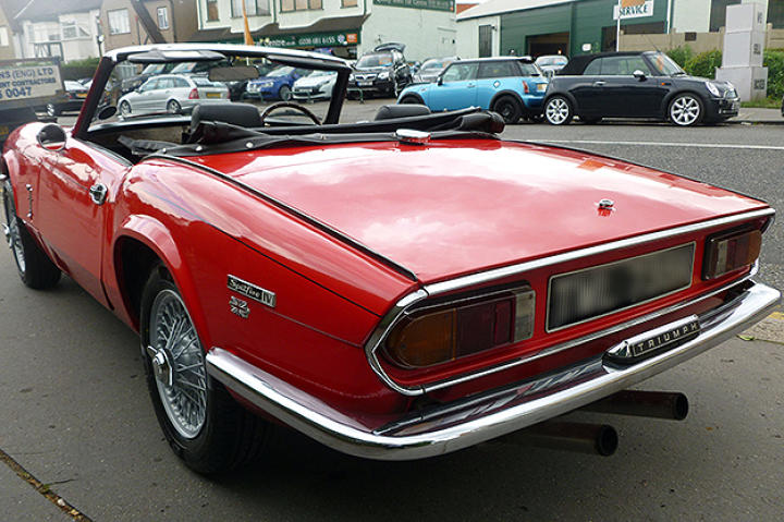 Triumph Spitfire, car 1 in UK episode.