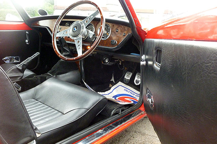 Triumph Spitfire, car 1 in UK episode.