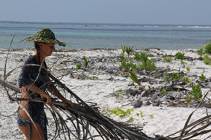 Episode Island From Hell Photos Naked And Afraid Discovery