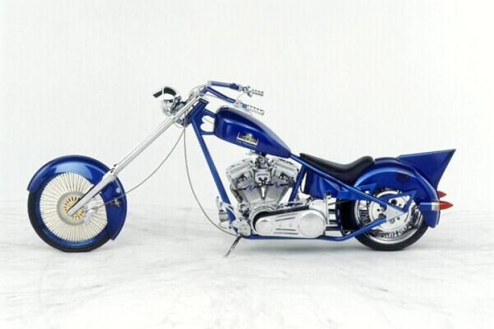 MIKEY'S BIKE (2003)