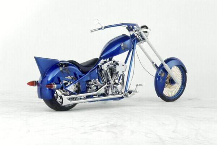 MIKEY'S BIKE (2003)