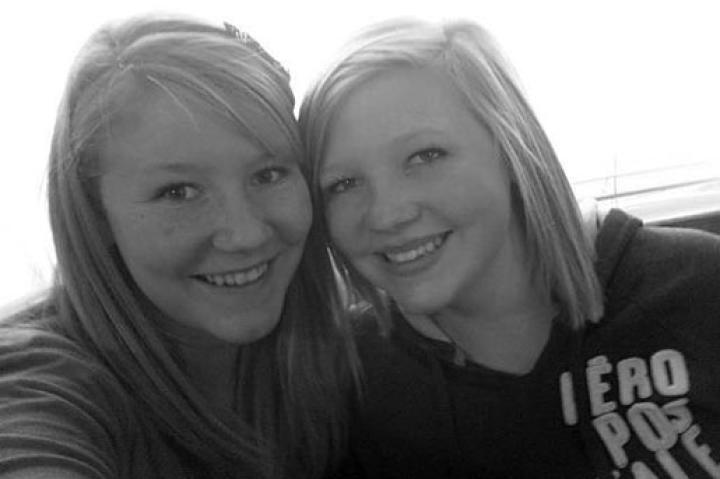 Mariah and Aspyn enjoy some girl time.