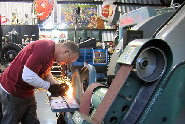 Jesse James: Outlaw Garage